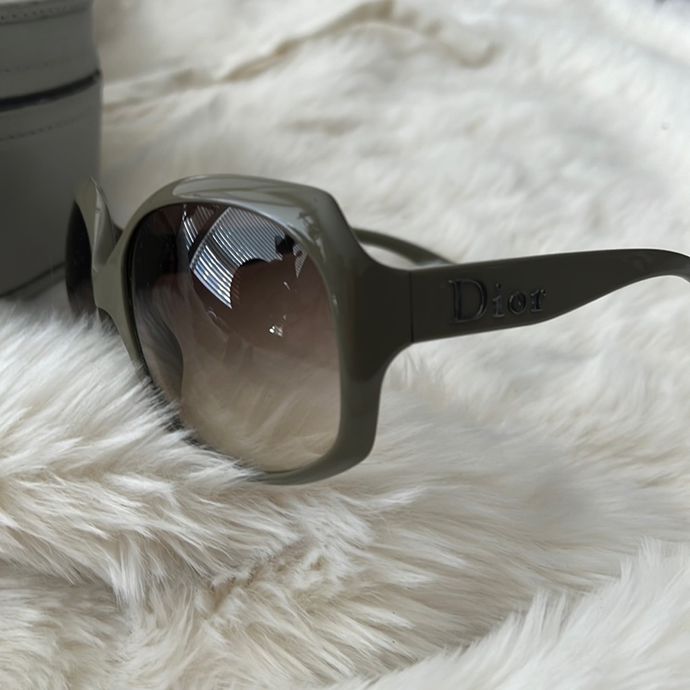 olive green dior sunglasses
